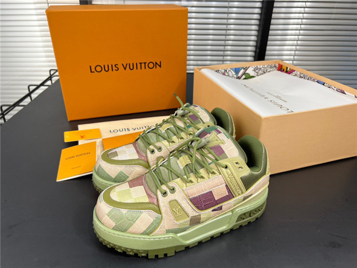 L&V SNEAKERS