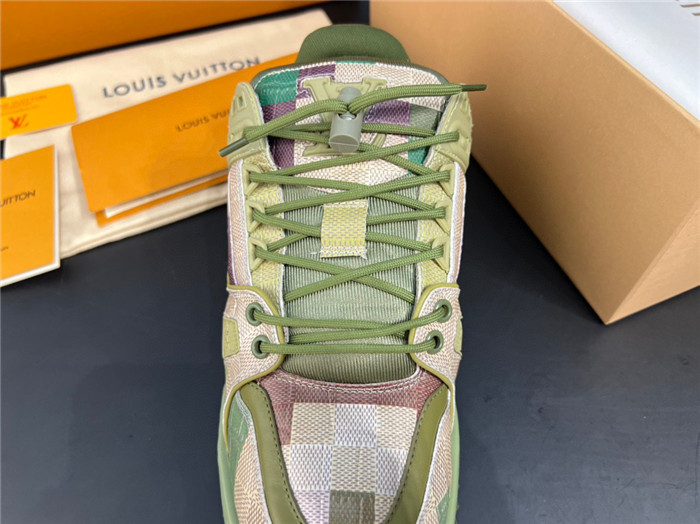 L&V SNEAKERS