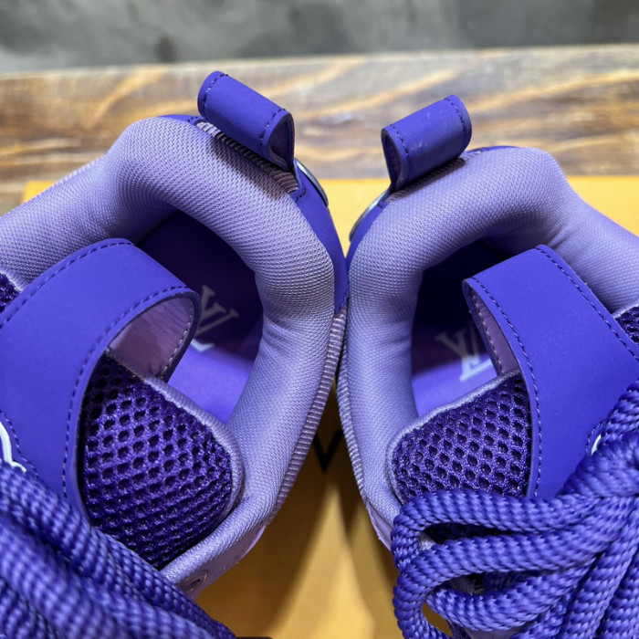 L&V SNEAKERS