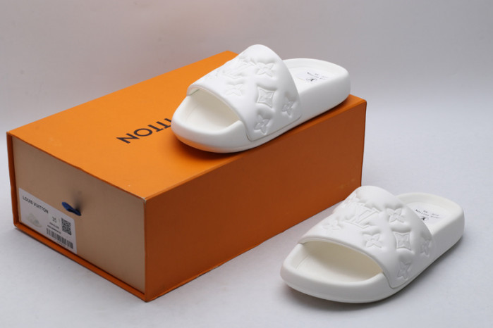 L&V SLIPPERS