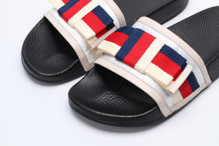 G DESIGNER SLIPPERS