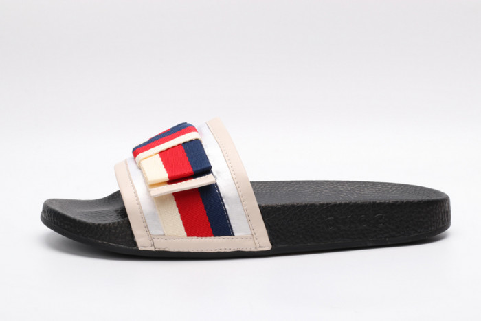 G DESIGNER SLIPPERS