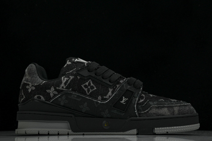 L&V SNEAKERS