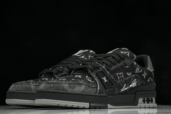 L&V SNEAKERS