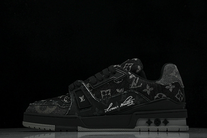 L&V SNEAKERS