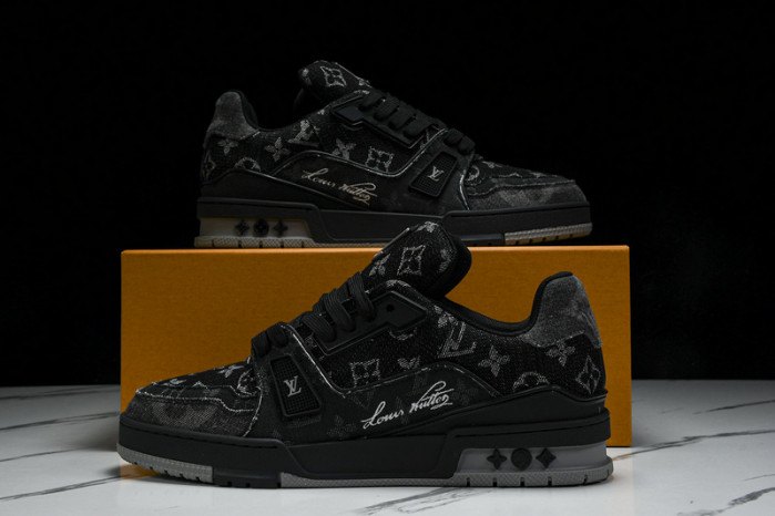 L&V SNEAKERS