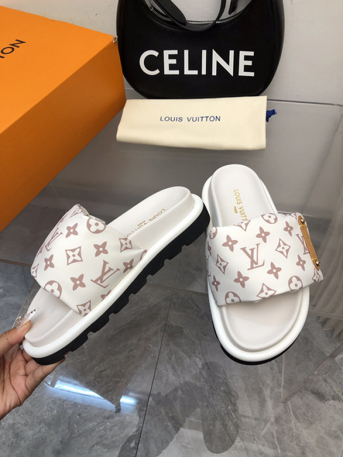 L&V SLIPPERS