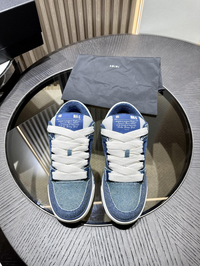AM1R1 SNEAKERS