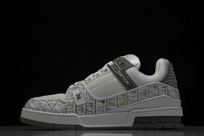 L&V SNEAKERS