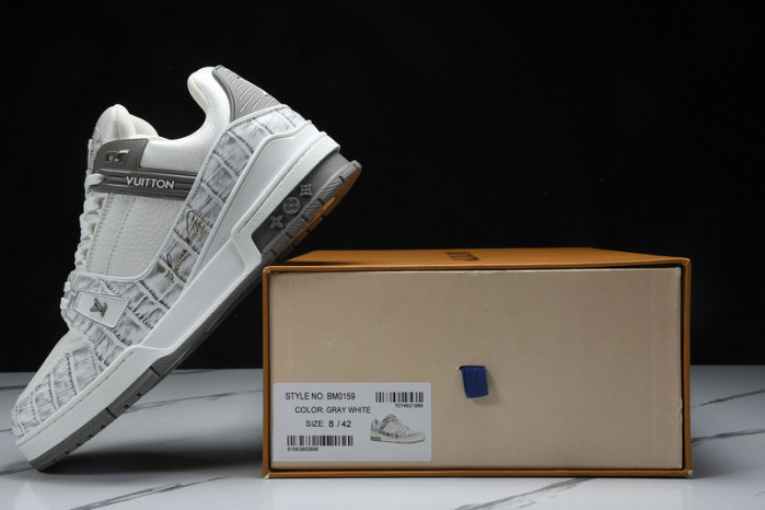 L&V SNEAKERS