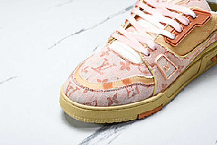 L&V SNEAKERS