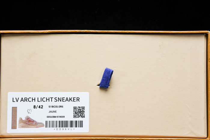 L&V SNEAKERS