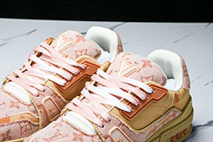 L&V SNEAKERS