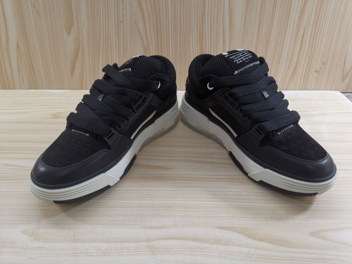 AM1R1 SNEAKERS