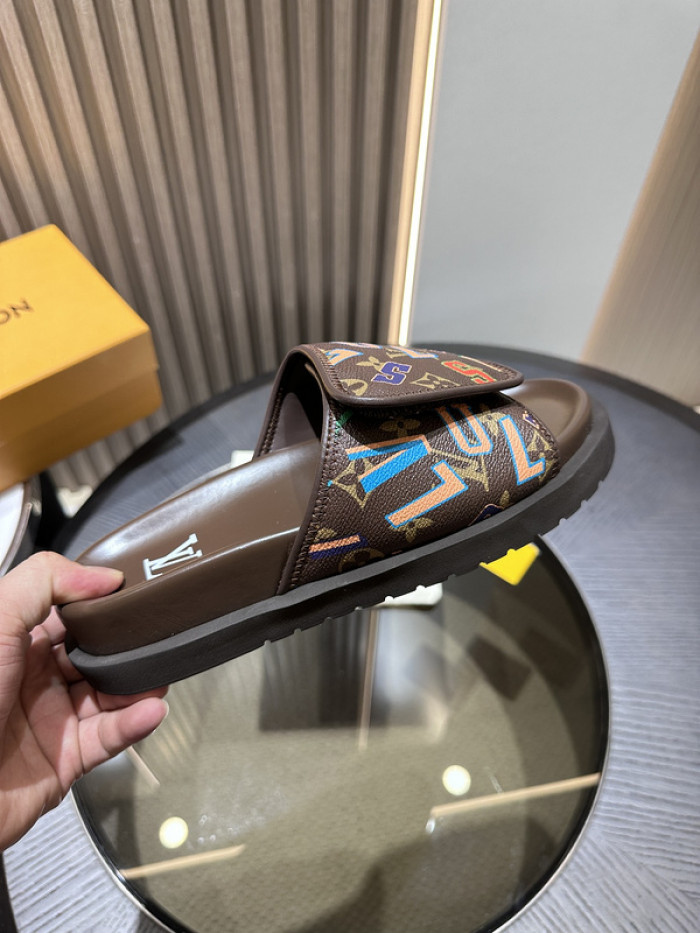 L&V SLIPPERS