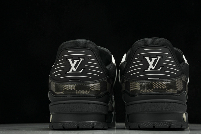 L&V SNEAKERS