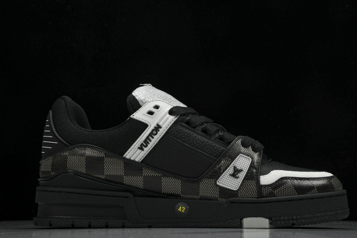 L&V SNEAKERS