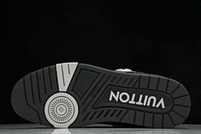 L&V SNEAKERS