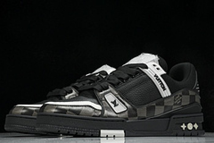 L&V SNEAKERS