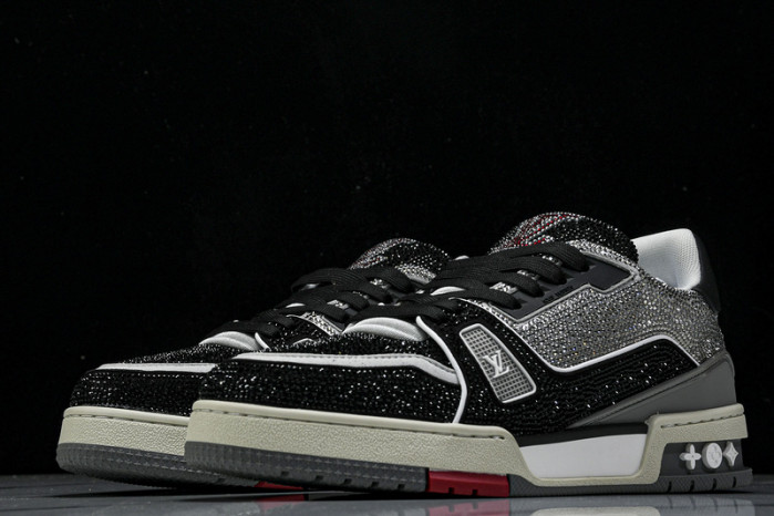 L&V SNEAKERS