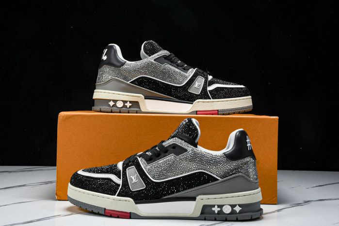 L&V SNEAKERS