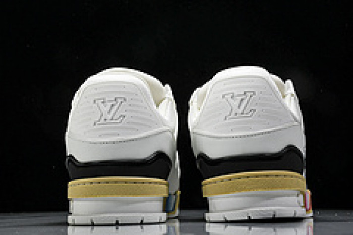 L&V SNEAKERS