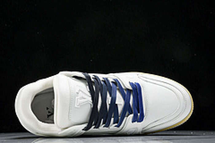 L&V SNEAKERS