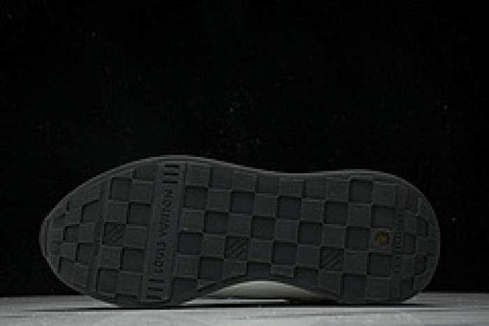 L&V SNEAKERS