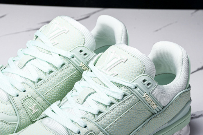 L&V SNEAKERS