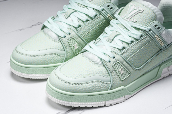 L&V SNEAKERS