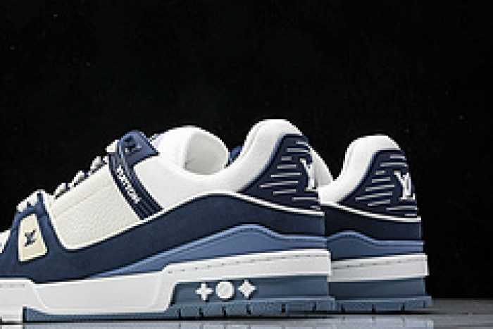 L&V SNEAKERS