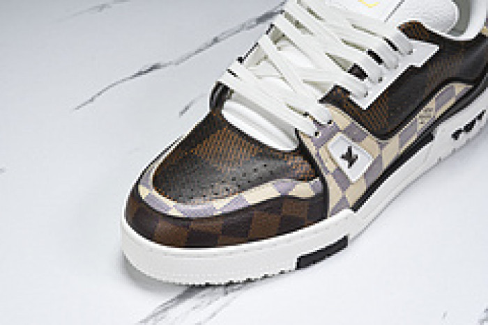 L&V SNEAKERS