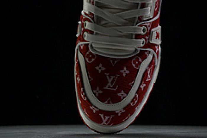 L&V SNEAKERS