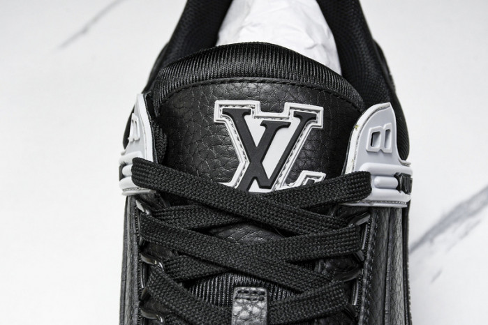 L&V SNEAKERS