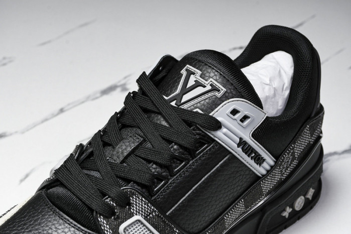 L&V SNEAKERS