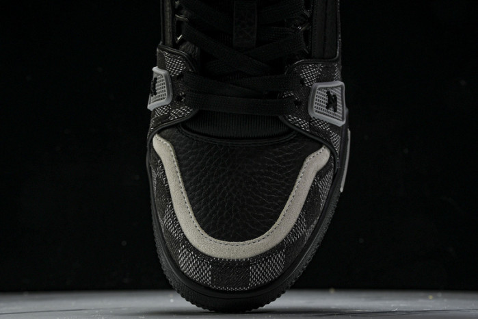 L&V SNEAKERS