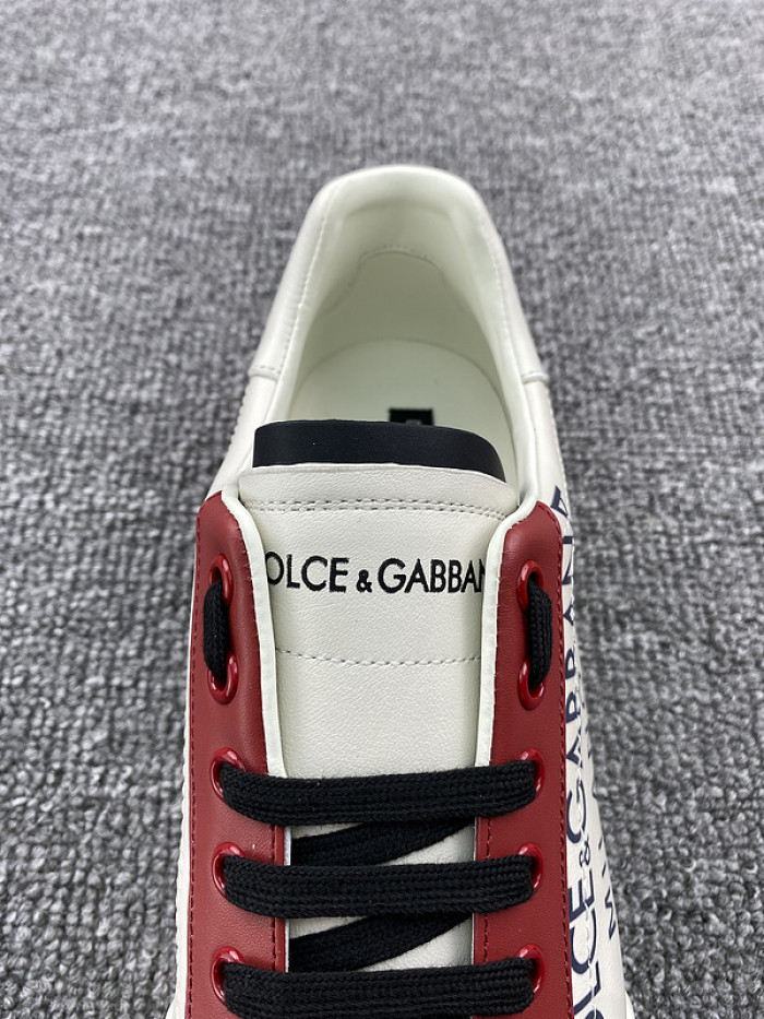 DG sneaker