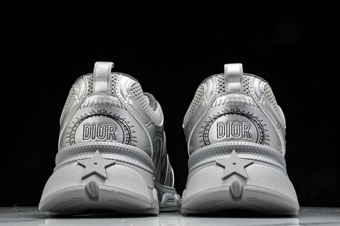 D designer sneaker