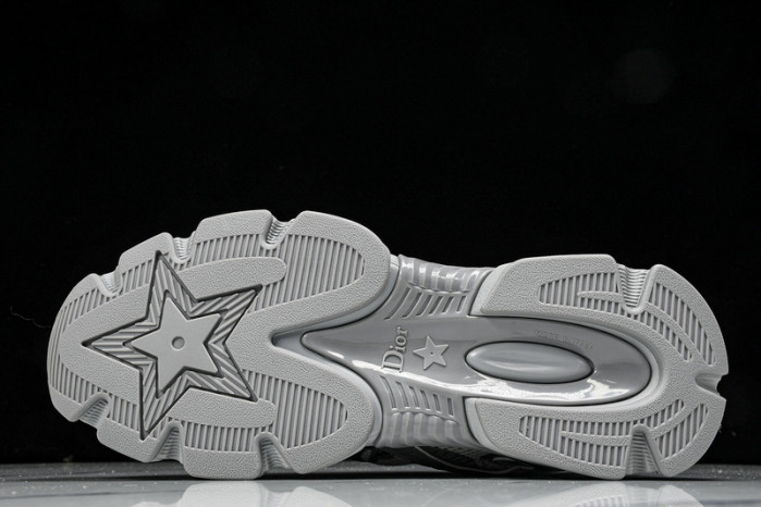 D designer sneaker