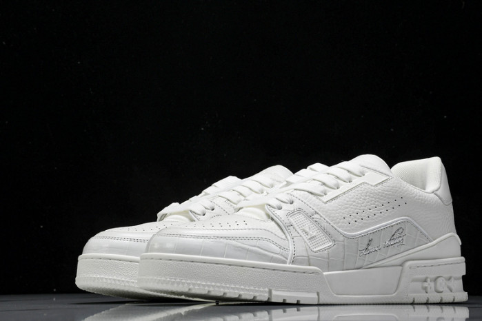 L&V SNEAKERS
