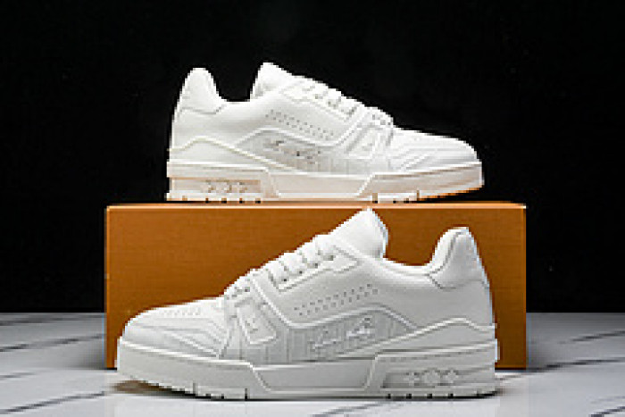 L&V SNEAKERS