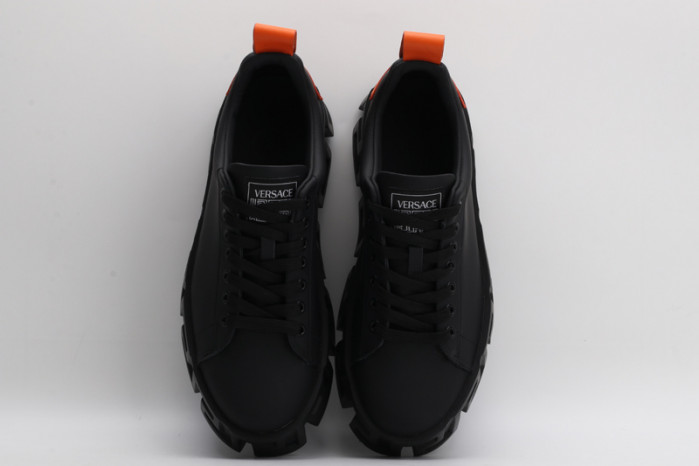 VER DESIGNER SNEAKERS
