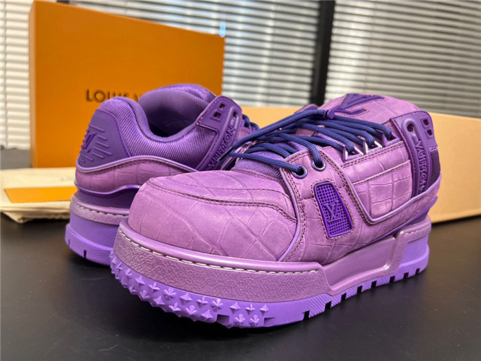 L&V SNEAKERS