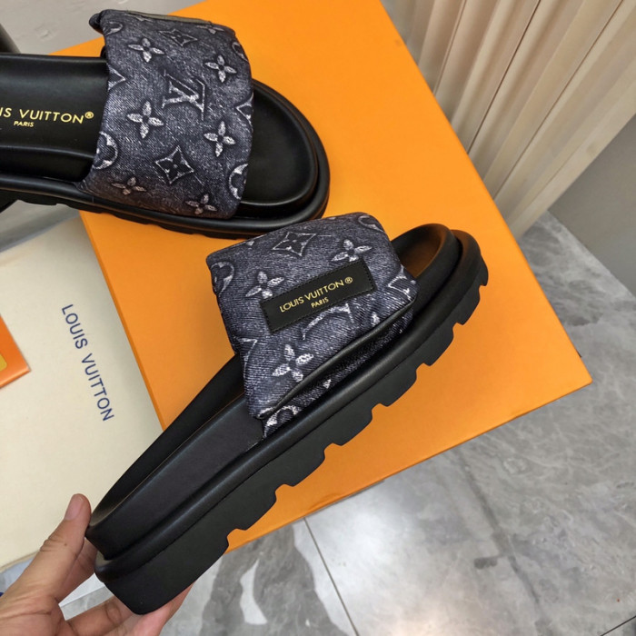 L&V SLIPPERS