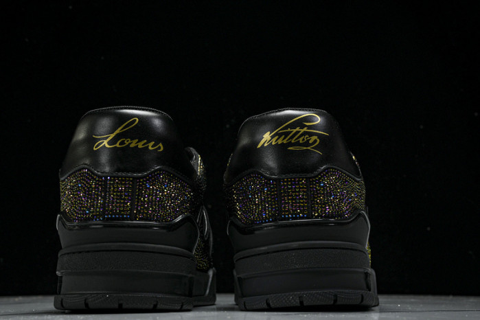 L&V SNEAKERS