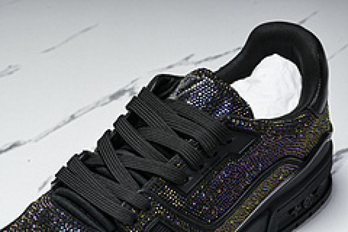 L&V SNEAKERS