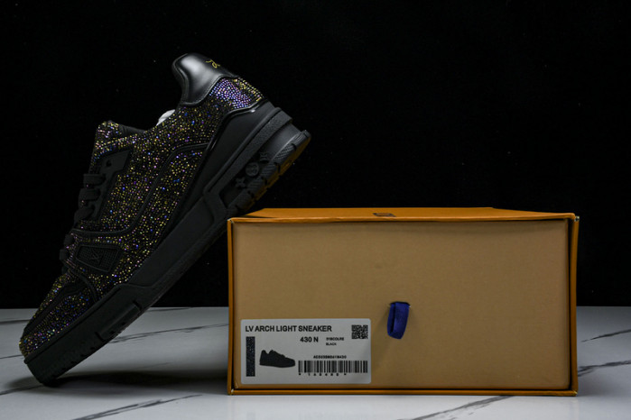L&V SNEAKERS
