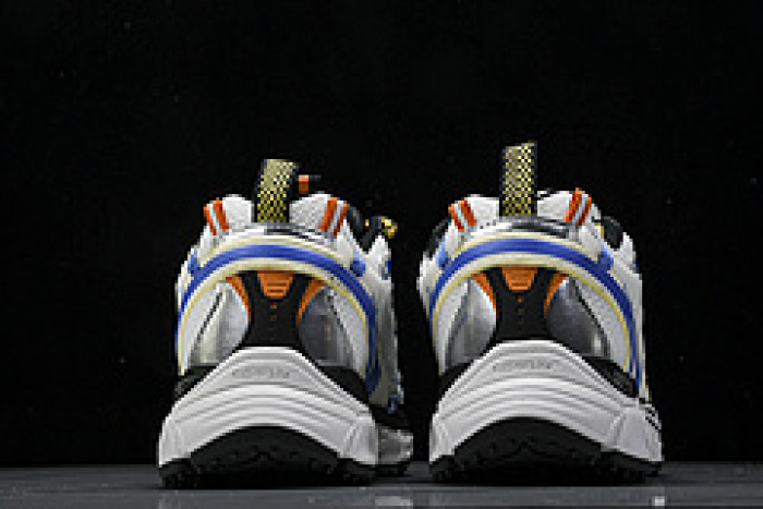 OH SNEAKER