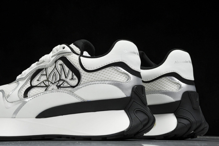 Alexander McQueen sneaker