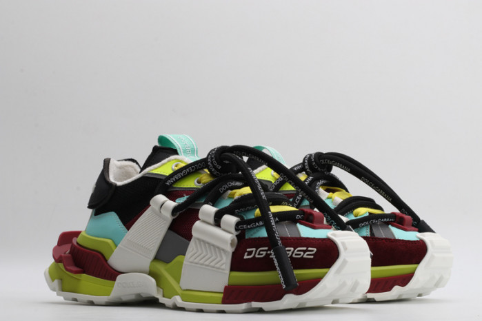 DG sneaker